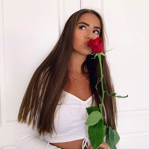 Erste Beziehung überhaupt: So ist es für Bachelor-Girl Nina