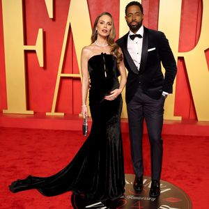 Jay Ellis und Frau Nina Senicar begrüßen Baby Nummer zwei!