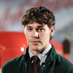 "Sidelined 3": Noah Beck startet Filmdreh im Familiendrama