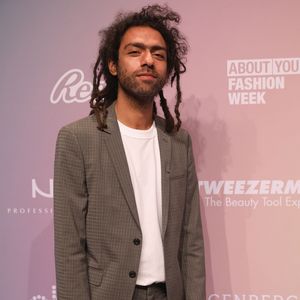 "Geerdet": Noah Becker verarbeitet seine Gefühle durch Kunst