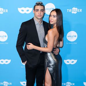 Liebesgeständnis: Alexis Ren schwärmt von Noah Centineo