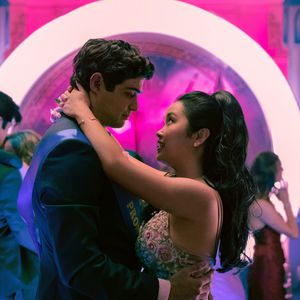 Filmstart im Februar: Darum geht's in "To All The Boys 3"