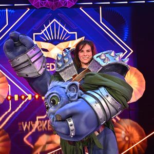 Angst vor Hate: Nora Tschirner über "The Masked Singer"