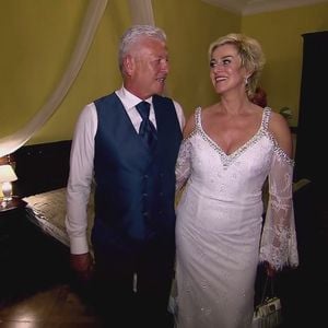 Darum musste "Hochzeit auf den ersten Blick"-Paar in Klinik