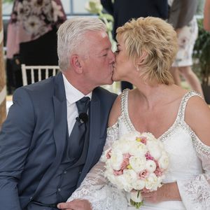 Mit Kuss: Auch sie sagen Ja bei "Hochzeit auf ersten Blick"