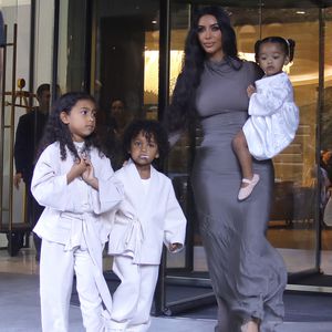 Mit Kids: Auch Kim Kardashian ließ sich in Armenien taufen!