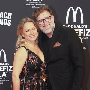 Moderatorin Nova Meierhenrich ist wieder in festen Händen