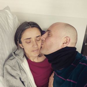 Hirntumor wie Golfball: Oli P. über Krankheit seiner Frau