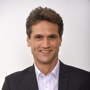 Fiesling oder netter Typ? So kommt der Neue bei GZSZ an!