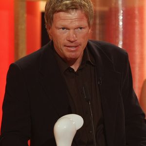 Fan-Wut: Oliver Kahn erntet Shitstorm nach Facebook-Fauxpas