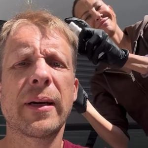 "Alle haben wieder Läuse": Alessandra entlaust Oliver Pocher