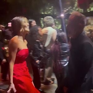 Uni-Skandal vergessen? Olivia Jade und Papa Mossimo dancen