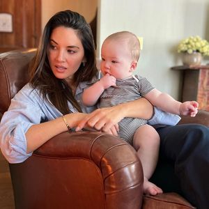 Olivia Munn erschöpft: Baby Malcolm bekommt erste Zähnchen
