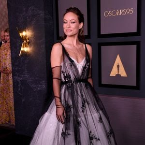 Nach Trennungsgerüchten: Olivia Wilde strahlt auf Red Carpet