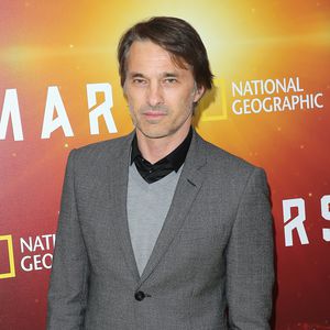Gestresst? Hier ist Olivier Martinez kaum wiederzuerkennen