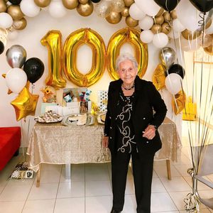 Oma Hedel wird 100: Deutschlands älteste Influencerin feiert