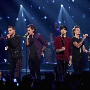 Harry Styles will keine Frauen-Brüste signieren!