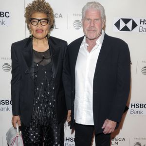 Lässt sich "Hellboy"-Star Ron Perlman etwa scheiden?