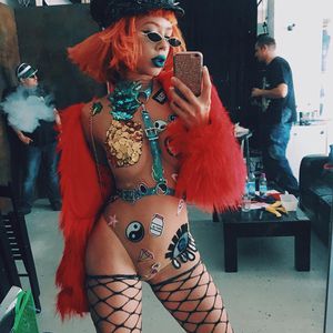 Nenas Tochter Larissa Kerner: Engtanz mit Instagram-Star