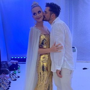 Niedlich: Orlando Bloom und Baby Daisy feuern Katy Perry an