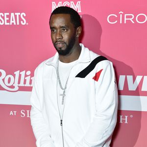 Nicht die Mutter seines Kindes: Wen küsst P. Diddy hier?