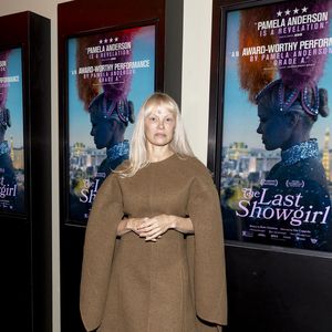Pamela Anderson versucht sich als Theaterschauspielerin