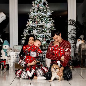 Zu Weihnachten: Paola Maria postet allererstes Bild zu viert