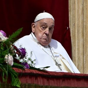 Vatikan veröffentlicht Aufnahme von Papst Franziskus im Sarg