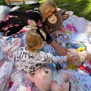 Paris Hilton zeigt die süße XXL-Labubu-Sammlung ihrer Kinder