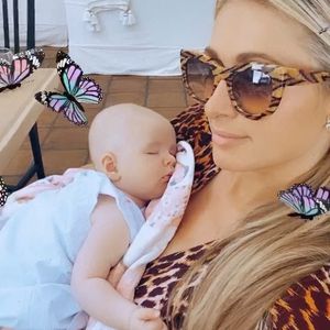 Paris Hilton total verzückt von ihrer kleinen Nichte Milou
