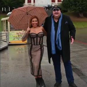 Patricia Blanco von ihrem Freund in Gucci-Dirndl gezwungen!