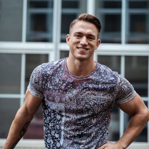 "Medizin": BTN-Star Patrick Fabian bringt Rap-Single raus!