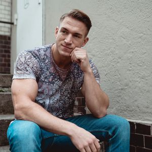 Jetzt Rapper: Was Patrick Fabians BTN-Fans wohl dazu sagen?