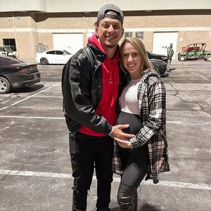 NFL-Star Patrick Mahomes: Neu-Baby soll Super Bowl abwarten