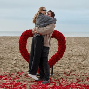 Diese Stars gratulieren Patrick Schwarzenegger zur Verlobung