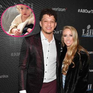 Patrick und Brittany Mahomes' Tochter lernt das Baby kennen