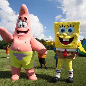 Ardian Bujupi: Mit SpongeBob im neuen Video!