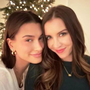 Von wegen Trennung: Hailey Bieber schwärmt von Justins Mama