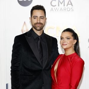 "The Bold Type"-Star Katie Stevens ist erneut Mama geworden