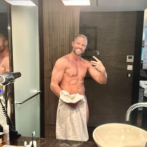 Neue Freundin? Paul Jankes spicy Selfie sorgt für Gerüchte