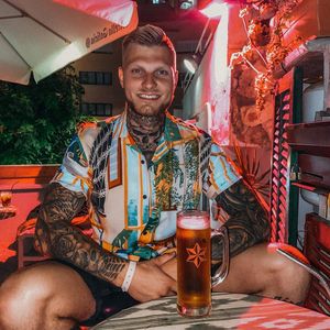 Kussfoto: Ist "Temptation Island"-Verführer etwa vergeben?