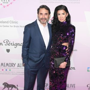 "Botched"-Beautydoc Paul (56) verlobt sich mit Freundin (28)