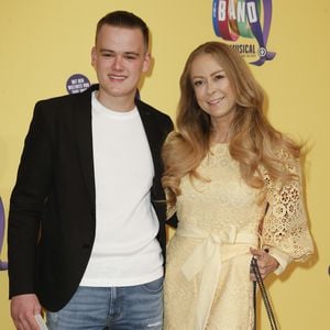 Jenny Elvers' Rippenbruch: Sohn Paul "Dancing on Ice"-Ersatz