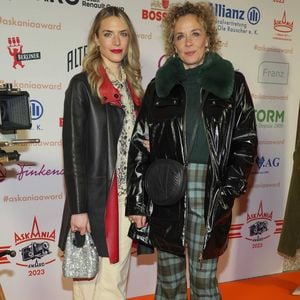 Ein Mädchen: Katja Riemann ist ganz heimlich Oma geworden