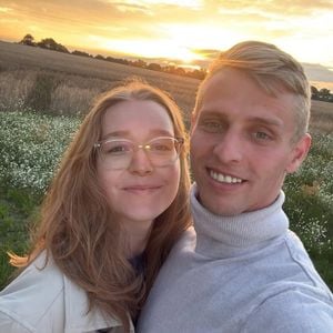 Bauer Christopher und Pauline teilen ihr erstes Pärchen-Foto