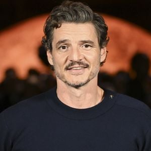 Geht da was? Pedro Pascal kuschelt mit diesem Sportler-Model
