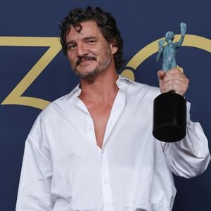 Betrunkener Pedro Pascal hält skurrile Rede bei SAG Awards