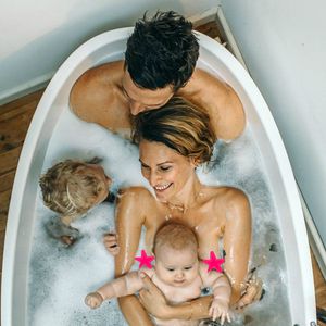 Volle Wanne: Familie Kusmagk genießt nackte Bade-Session!