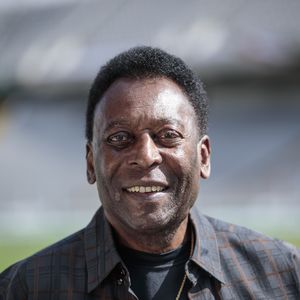So lange kämpfte Fußballer Pelé schon gegen den Darmkrebs