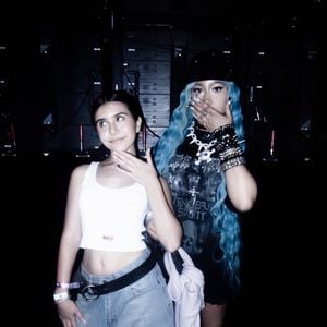 Penelope Disick feiert mit Cousine North bei Coachella